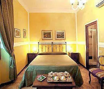 Bed & Breakfast Old 3*