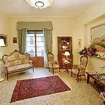 Bed & Breakfast Old 4*