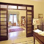 Bed & Breakfast Old 4*