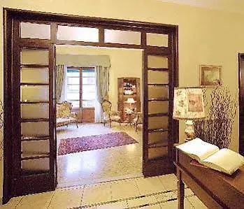 Bed & Breakfast Old 4*